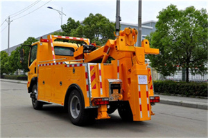 西吉高速路拖车费