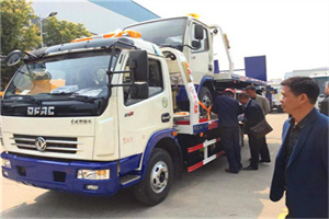 西吉汽车道路救援拖车价格